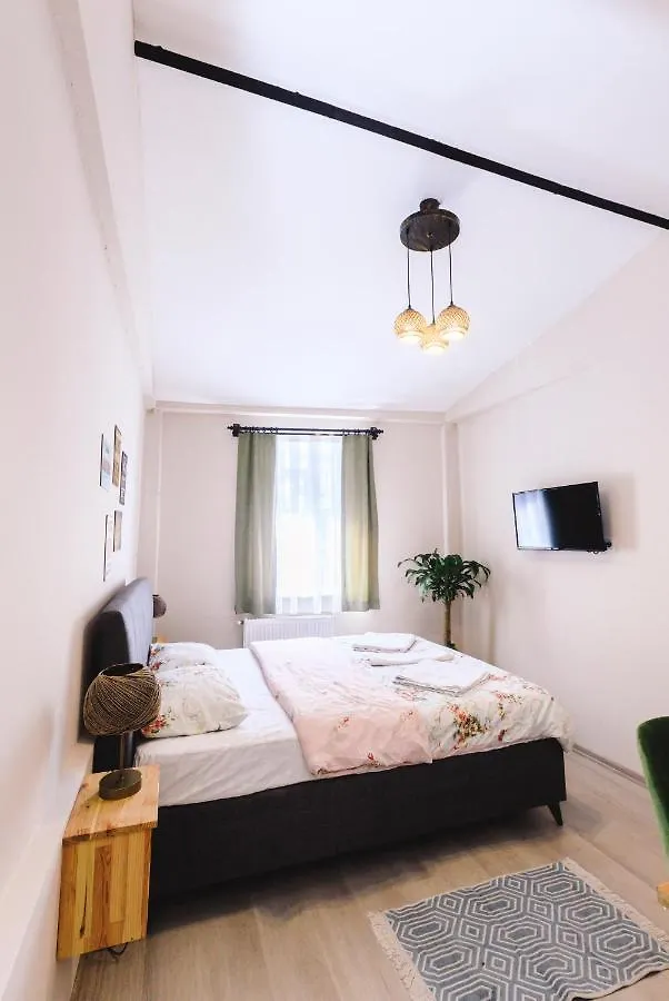 Turan33 Apartment Istanbul